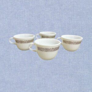 Pyrex Set of 4 Coffee Tea Mugs Cups